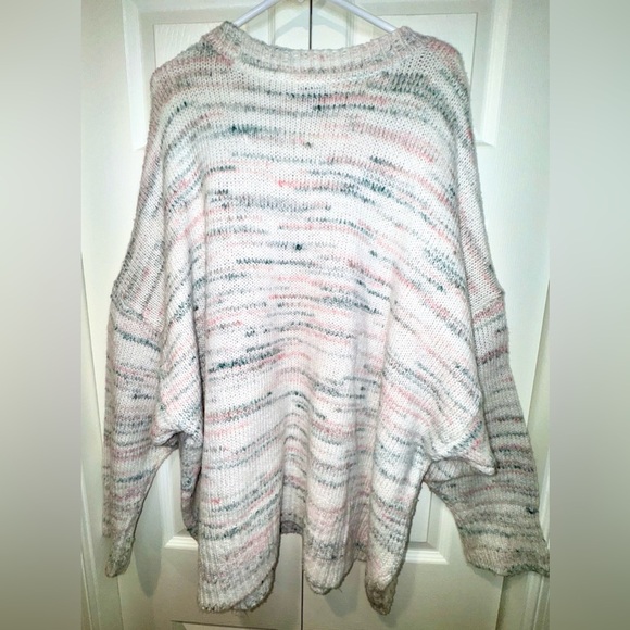 Torrid Crew Neck Drop Shoulder Pullover Sweater Multi In Cloud Dancer Size 5 - Picture 3 of 11